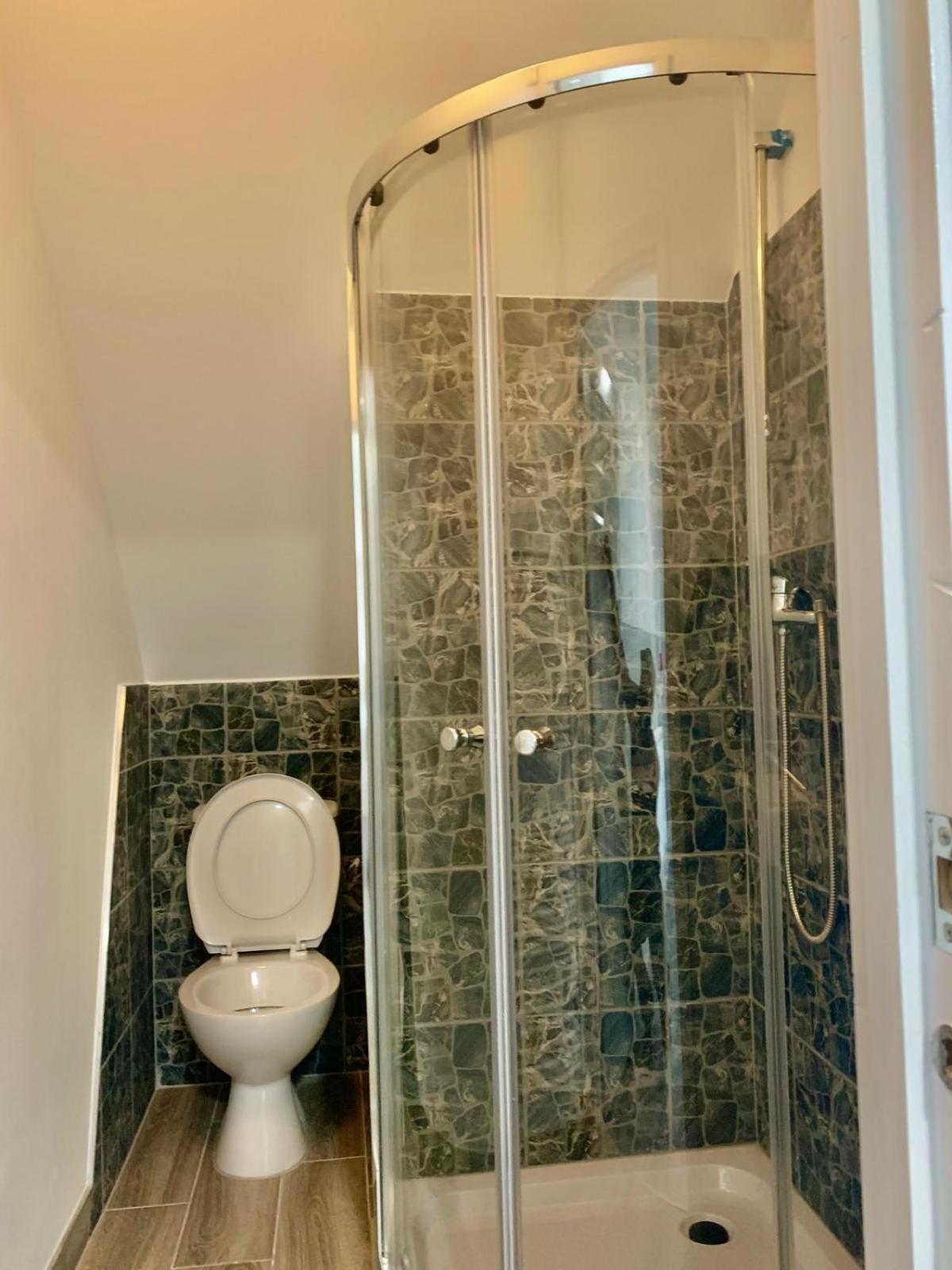 M4M Rooms- Ng7 6Pd Room 1 Nottingham Dış mekan fotoğraf